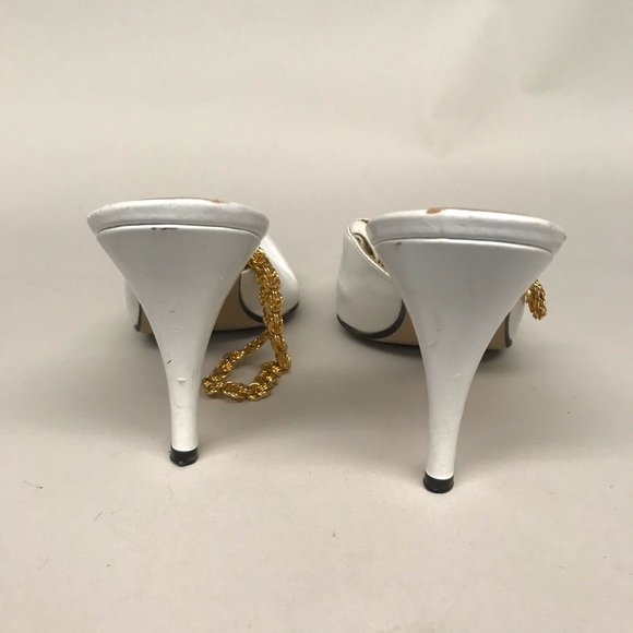 Vintage escada white leather heels with chain back - Picture 5 of 5